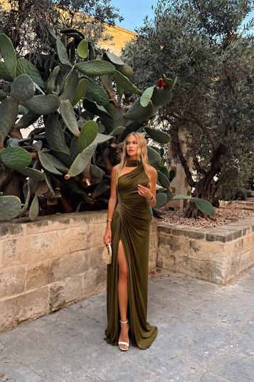 Koyu Kahve Belden Taş Detaylı Abiye Elbise